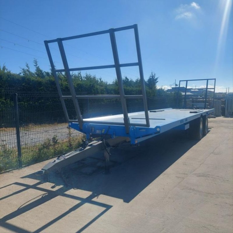 Ballensammelwagen des Typs Agri-Metal FP2L, Gebrauchtmaschine in AUMONT AUBRAC (Bild 1)