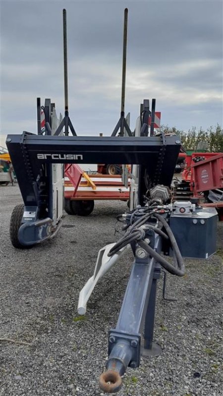 Ballensammelwagen типа Arcusin Forstack, Gebrauchtmaschine в Horsens (Фотография 3)