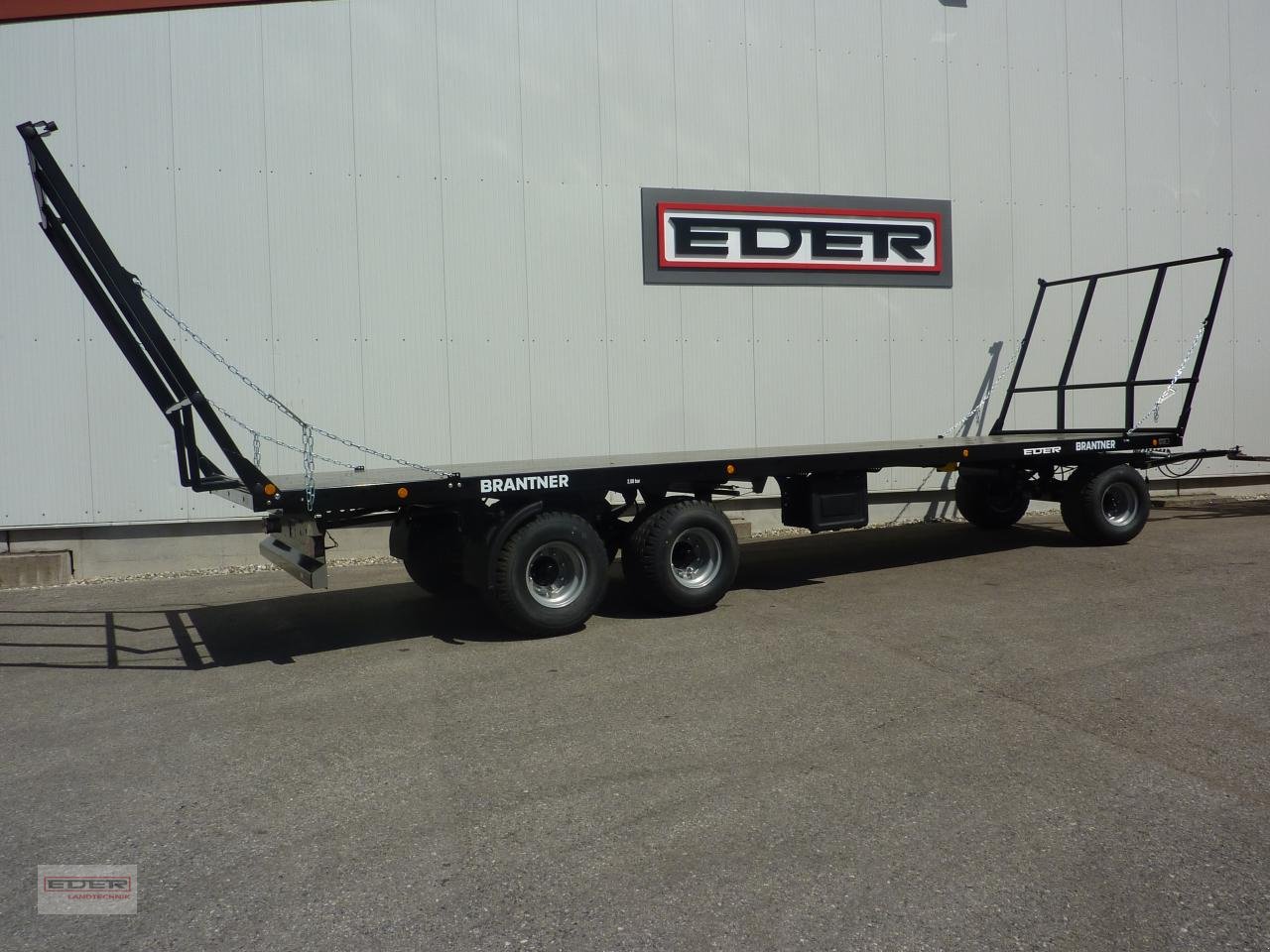 Ballensammelwagen des Typs Brantner DPW 18000 Aktion, Neumaschine in Tuntenhausen (Bild 2)