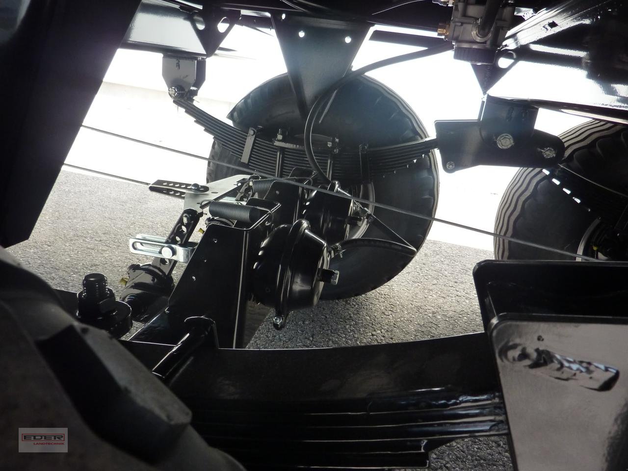 Ballensammelwagen des Typs Brantner DPW 18000 Aktion, Neumaschine in Tuntenhausen (Bild 10)