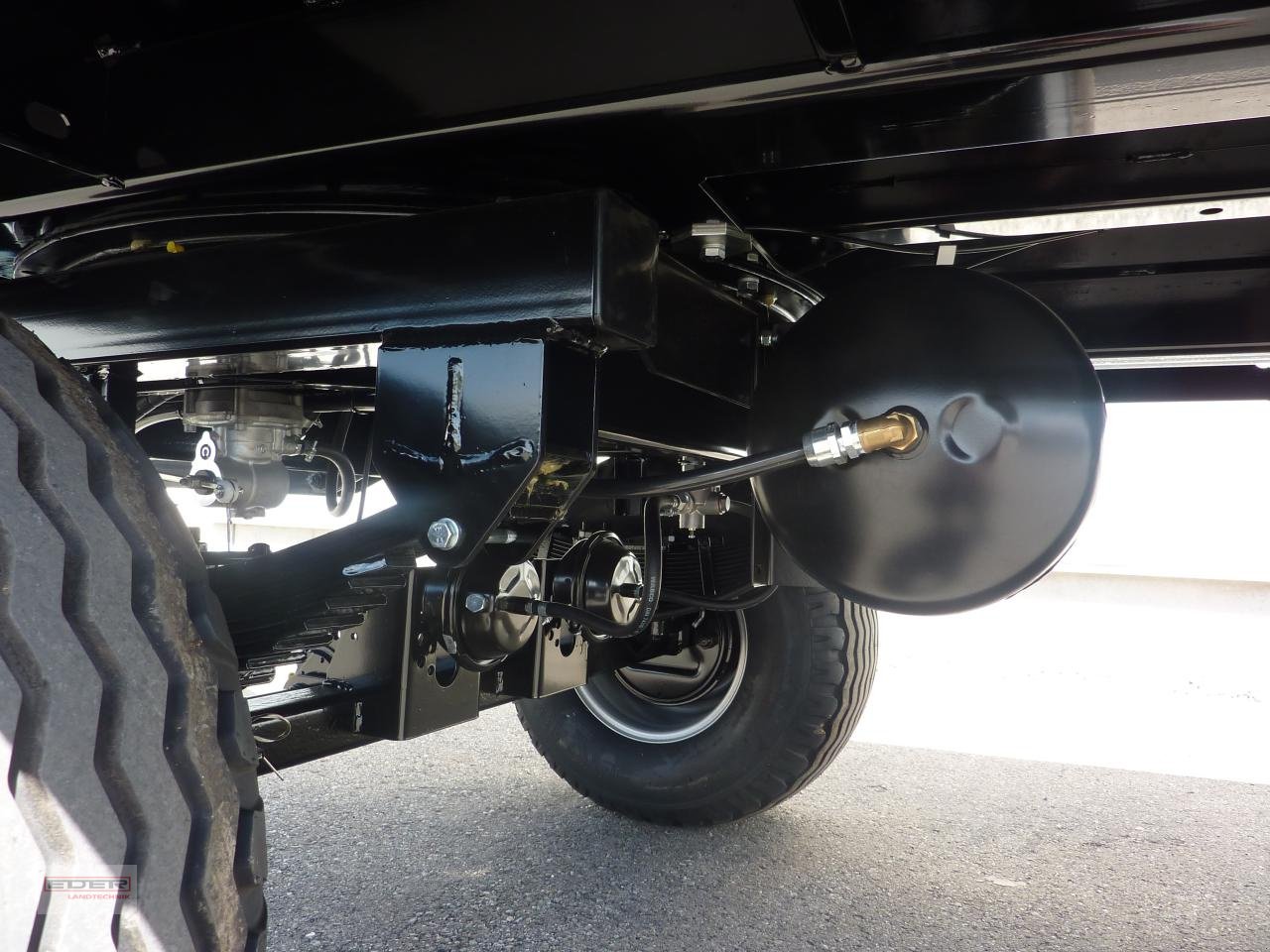 Ballensammelwagen des Typs Brantner DPW 18000 Aktion, Neumaschine in Tuntenhausen (Bild 13)