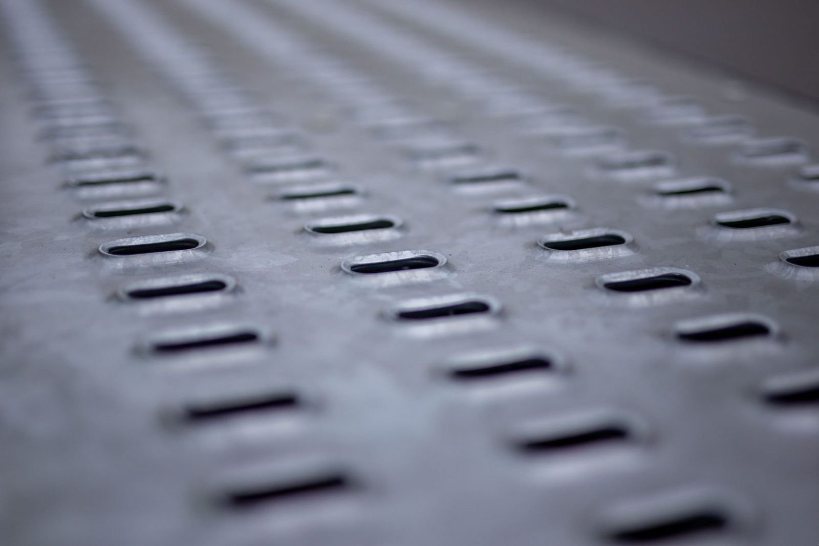 Ballensammelwagen des Typs CYNKOMET Plattformauflieger SL - 28M / trailer, Neumaschine in Michałowo (Bild 3)