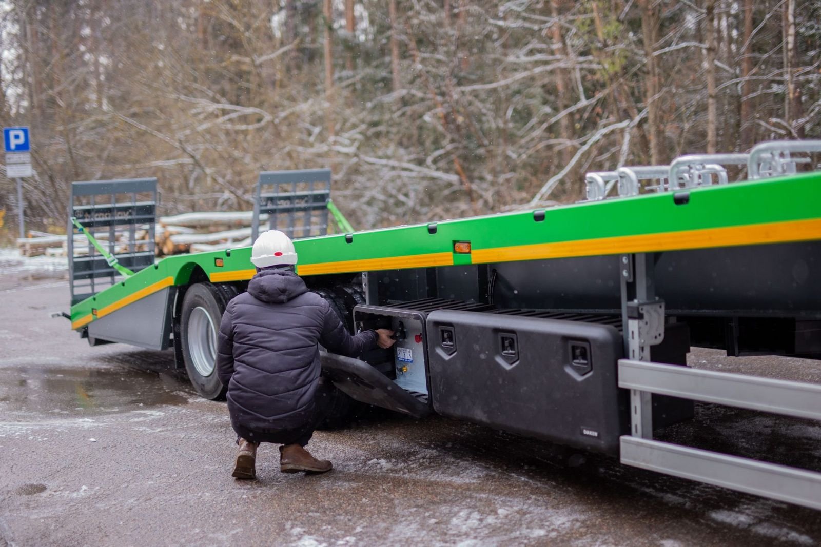Ballensammelwagen des Typs CYNKOMET Plattformauflieger SL - 28M / trailer, Neumaschine in Michałowo (Bild 4)