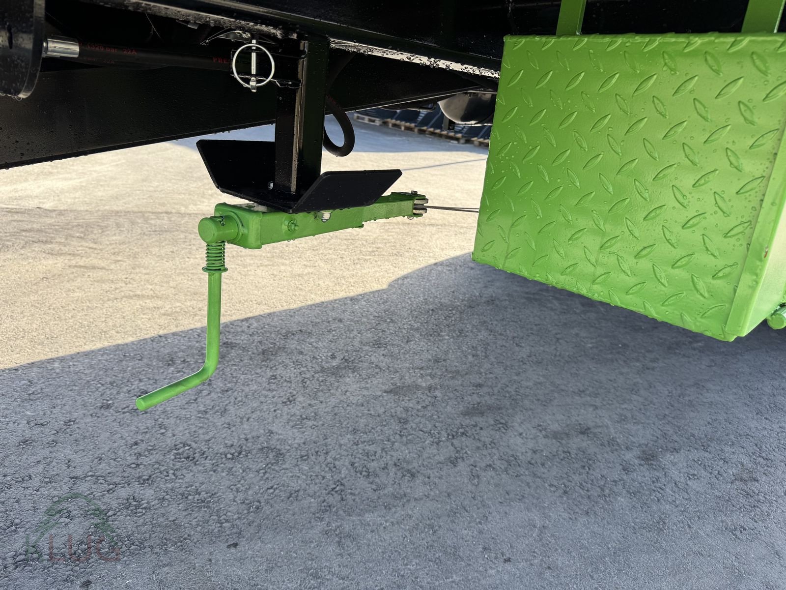 Ballensammelwagen of the type Dinapolis RP 7.500 mit hydr. Ballensicherung, Neumaschine in Pirching am Traubenberg (Picture 3)