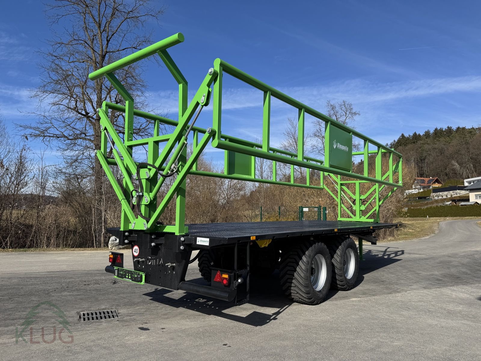 Ballensammelwagen of the type Dinapolis RP 7.500 mit hydr. Ballensicherung, Neumaschine in Pirching am Traubenberg (Picture 1)