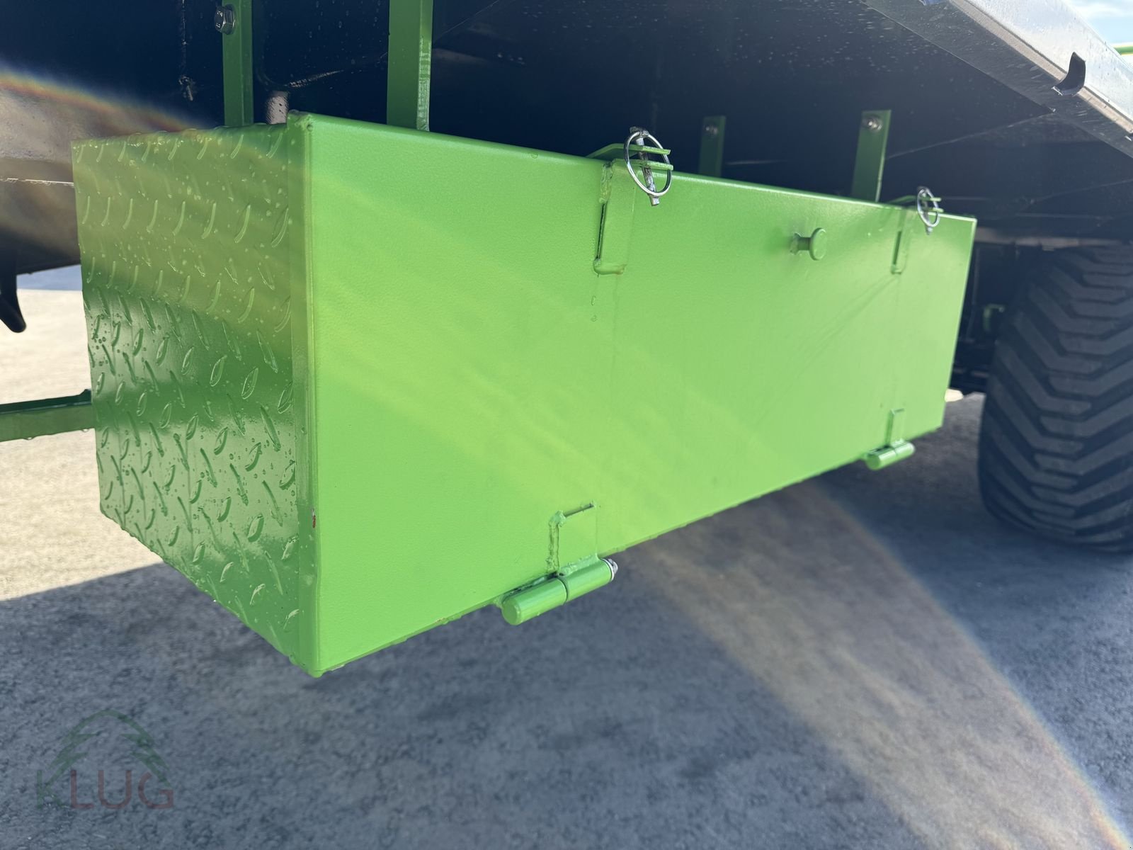 Ballensammelwagen of the type Dinapolis RP 7.500 mit hydr. Ballensicherung, Neumaschine in Pirching am Traubenberg (Picture 2)