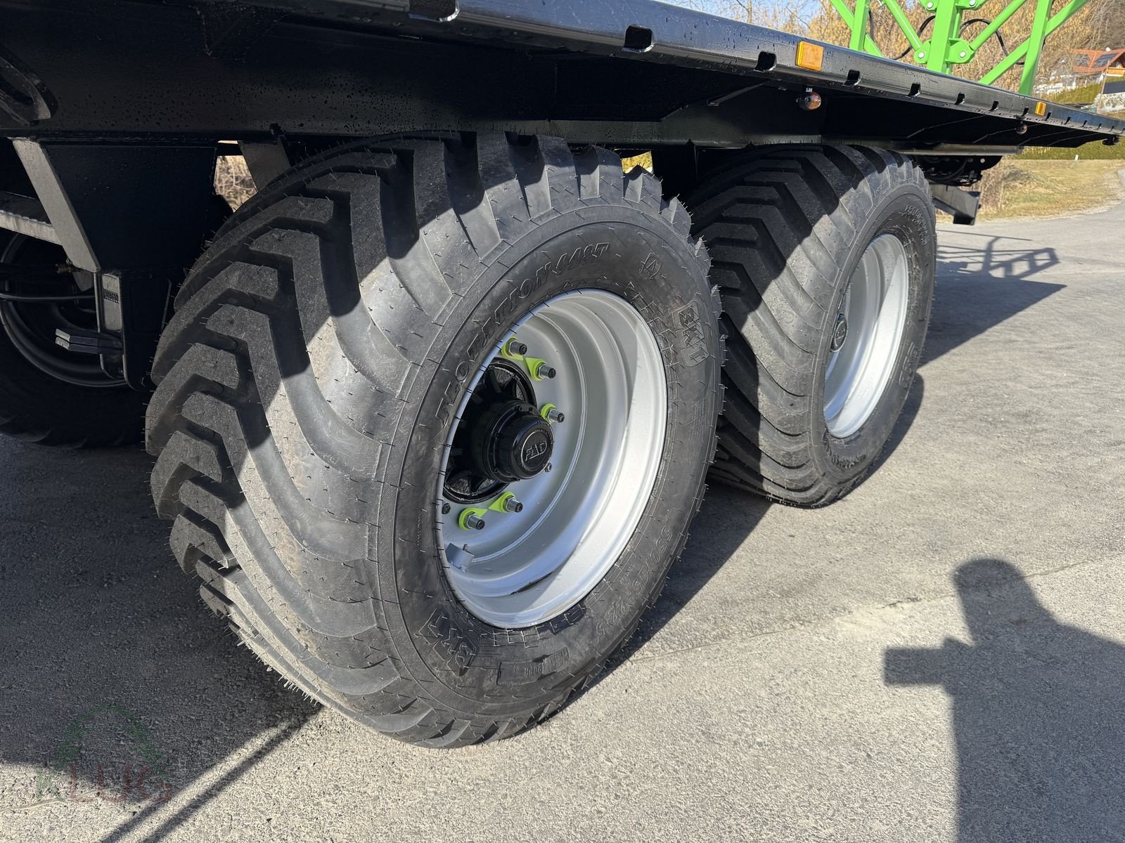 Ballensammelwagen of the type Dinapolis RP 7.500 mit hydr. Ballensicherung, Neumaschine in Pirching am Traubenberg (Picture 8)