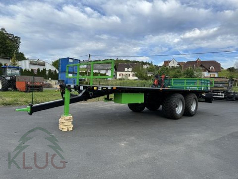 Ballensammelwagen des Typs Dinapolis RP 7.500 Tandem Ballenanhänger, Neumaschine in Pirching am Traubenberg (Bild 26)