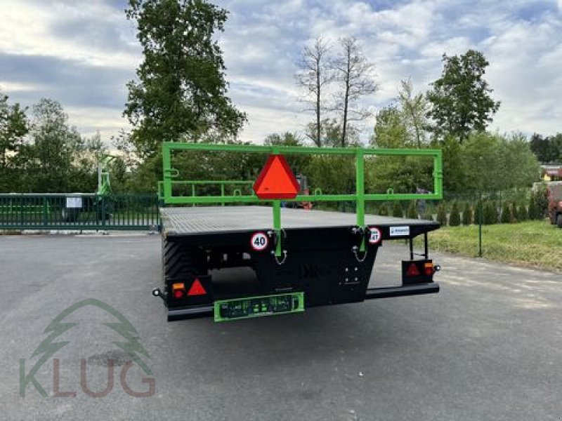 Ballensammelwagen des Typs Dinapolis RP 7.500 Tandem Ballenanhänger, Neumaschine in Pirching am Traubenberg (Bild 19)