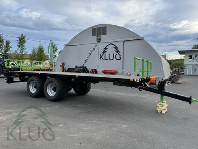 Ballensammelwagen des Typs Dinapolis RP 7.500 Tandem Ballenanhänger, Neumaschine in Pirching am Traubenberg (Bild 9)