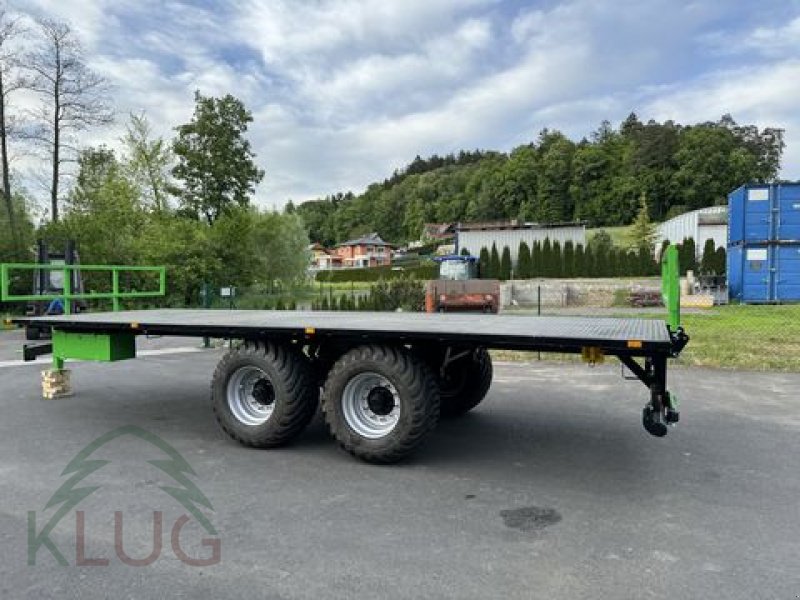 Ballensammelwagen des Typs Dinapolis RP 7.500 Tandem Ballenanhänger, Neumaschine in Pirching am Traubenberg (Bild 23)