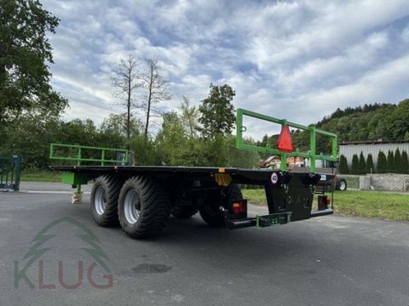 Ballensammelwagen des Typs Dinapolis RP 7.500 Tandem Ballenanhänger, Neumaschine in Pirching am Traubenberg (Bild 21)