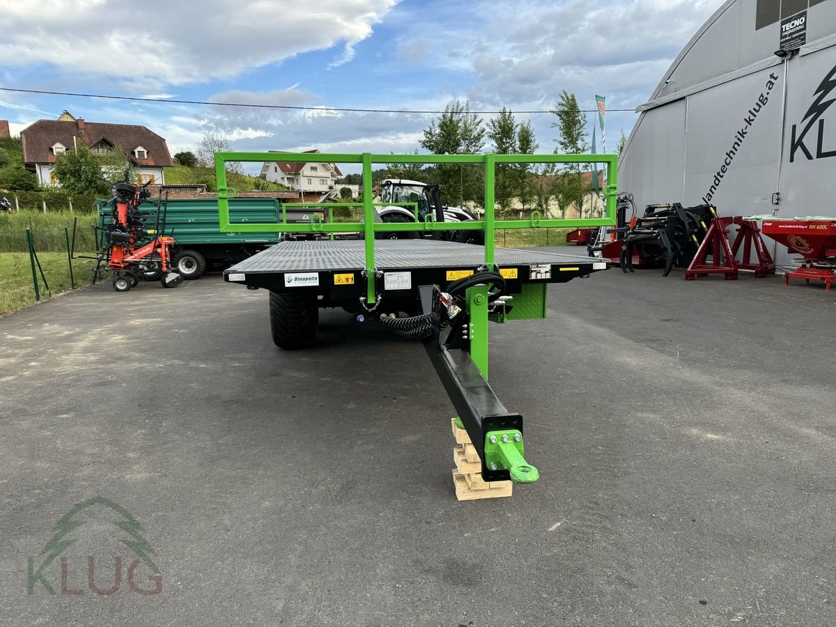 Ballensammelwagen des Typs Dinapolis RP 7.500 Tandem Ballenanhänger, Neumaschine in Pirching am Traubenberg (Bild 3)