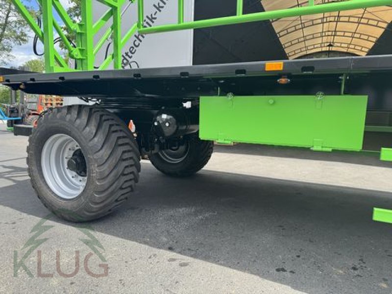 Ballensammelwagen del tipo Dinapolis RPP 10.500 3-Achs Ballenanhänger, Neumaschine In Pirching am Traubenberg (Immagine 19)