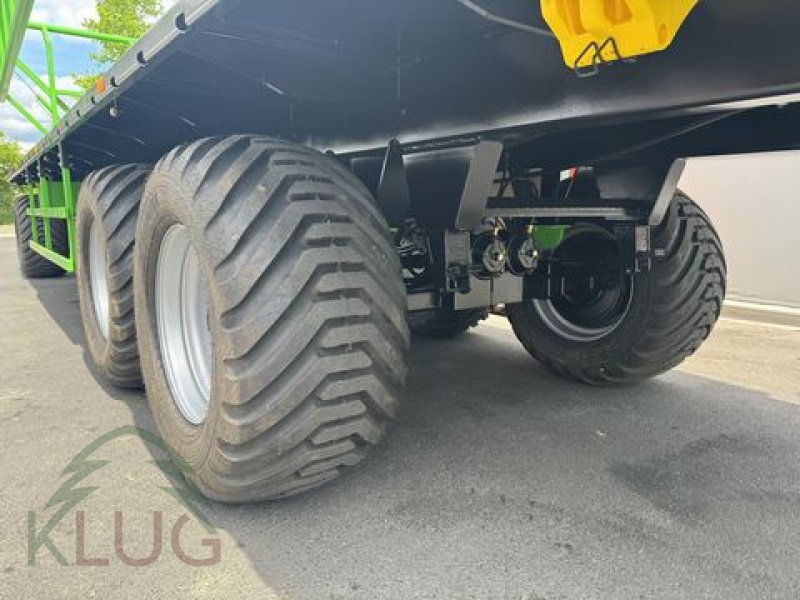 Ballensammelwagen del tipo Dinapolis RPP 10.500 3-Achs Ballenanhänger, Neumaschine In Pirching am Traubenberg (Immagine 17)