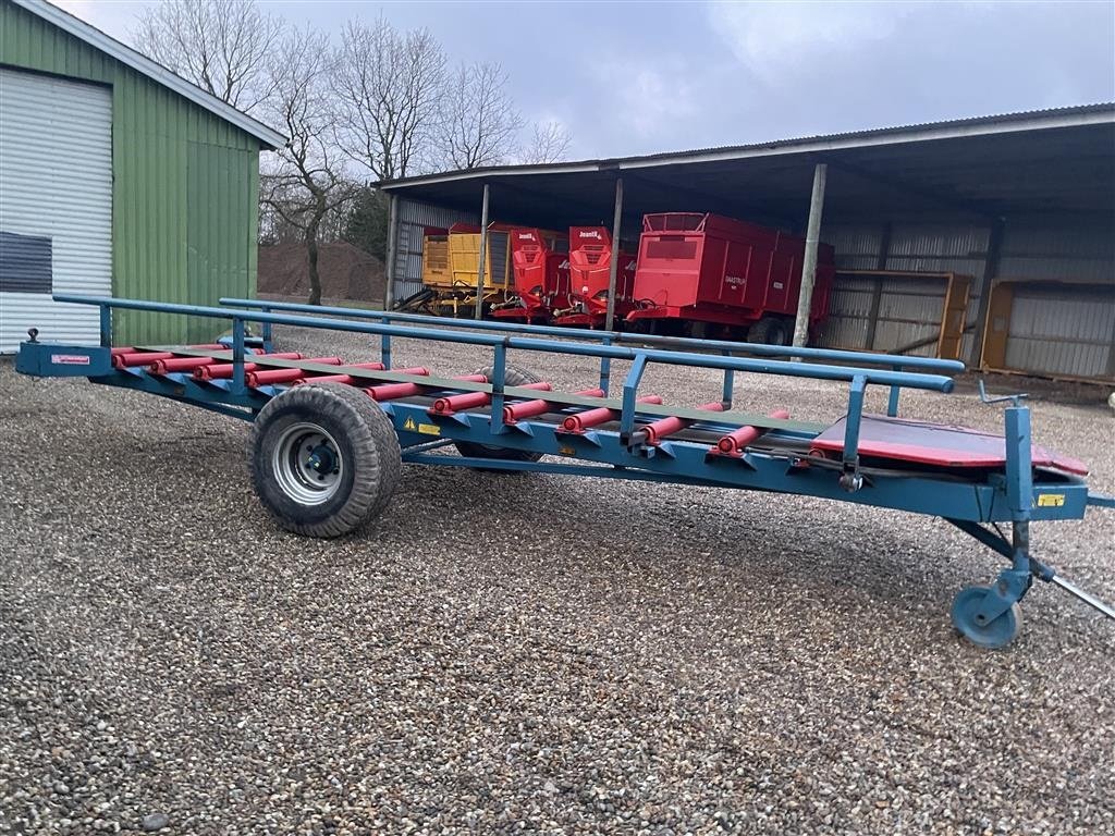 Ballensammelwagen du type Fasterholt Ballesamlevogn, Gebrauchtmaschine en Hejnsvig (Photo 6)