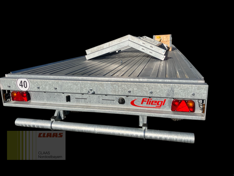 Ballensammelwagen van het type Fliegl DPW 180 B 3-ACHS, Neumaschine in Schwend (Foto 6)