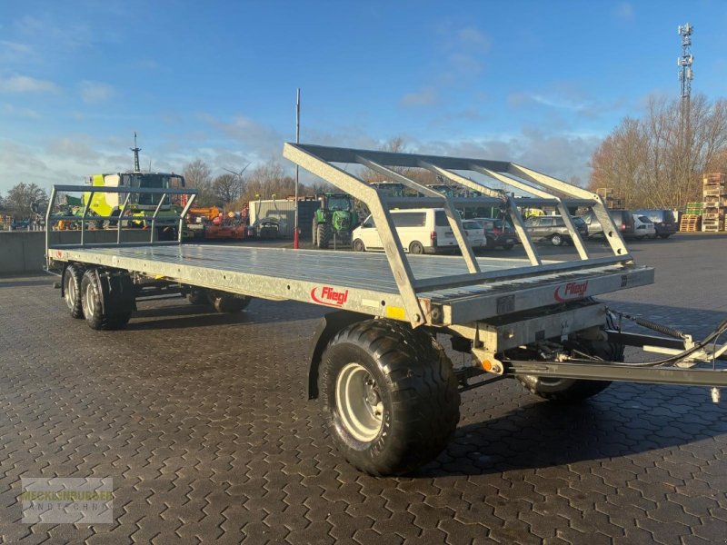 Ballensammelwagen des Typs Fliegl DPW 180 B, Gebrauchtmaschine in Mühlengeez