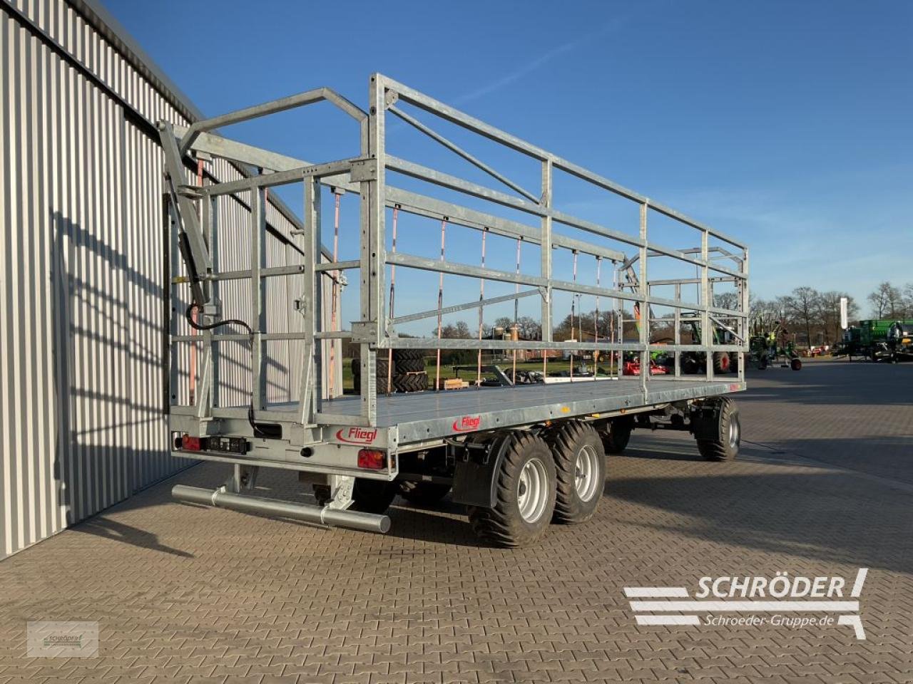 Ballensammelwagen del tipo Fliegl DPW 210 BL ULTRA BALLENTRANSPORTWAGEN, Gebrauchtmaschine In Holdorf (Immagine 2)