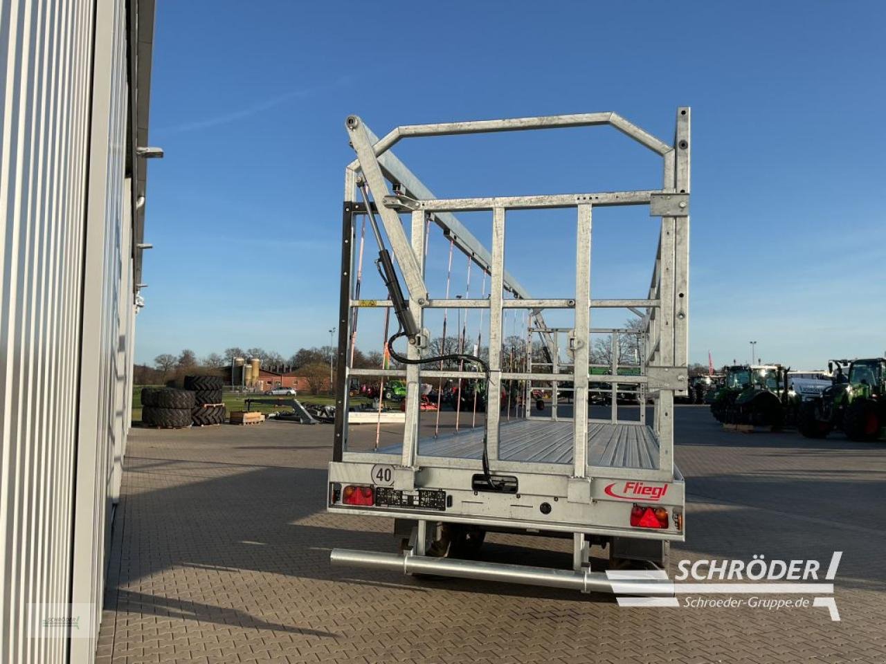 Ballensammelwagen del tipo Fliegl DPW 210 BL ULTRA BALLENTRANSPORTWAGEN, Gebrauchtmaschine In Holdorf (Immagine 3)