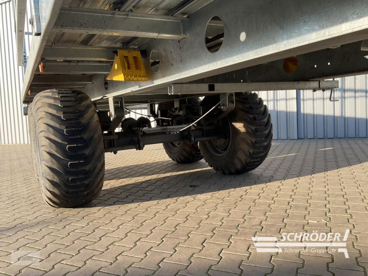 Ballensammelwagen del tipo Fliegl DPW 210 BL ULTRA BALLENTRANSPORTWAGEN, Gebrauchtmaschine In Holdorf (Immagine 9)