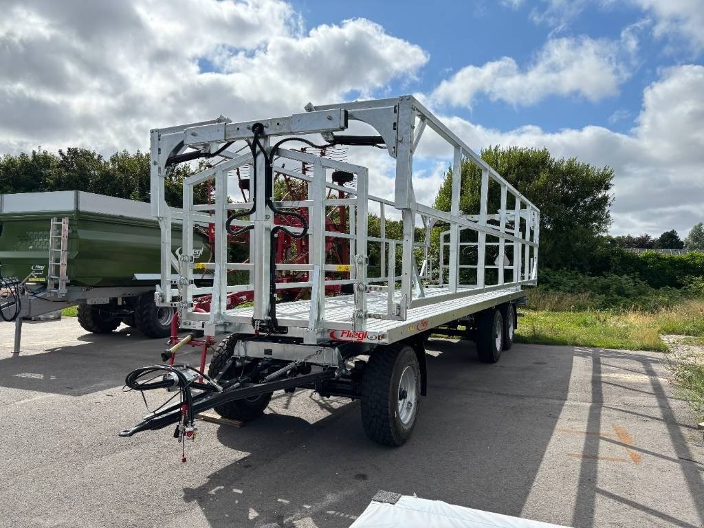 Ballensammelwagen del tipo Fliegl DPW 240 BL Profi, Gebrauchtmaschine In Brønderslev (Immagine 1)