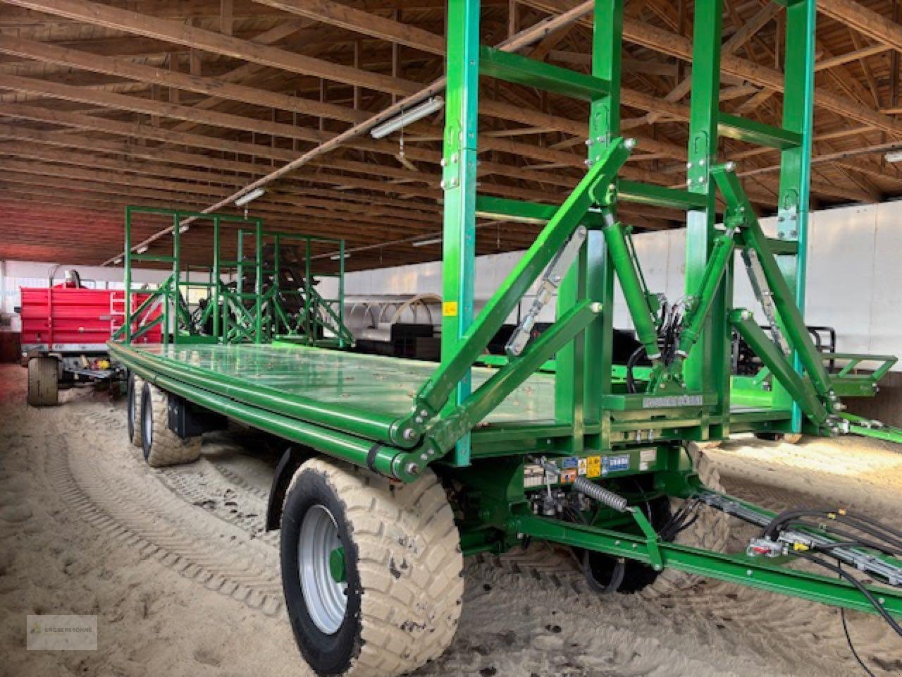 Ballensammelwagen des Typs Kröger PWO 24, Gebrauchtmaschine in Uelsen (Bild 1)