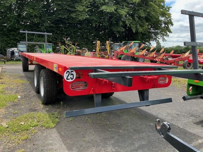 Ballensammelwagen tipa Legrand PL200, Gebrauchtmaschine u les hayons (Slika 3)