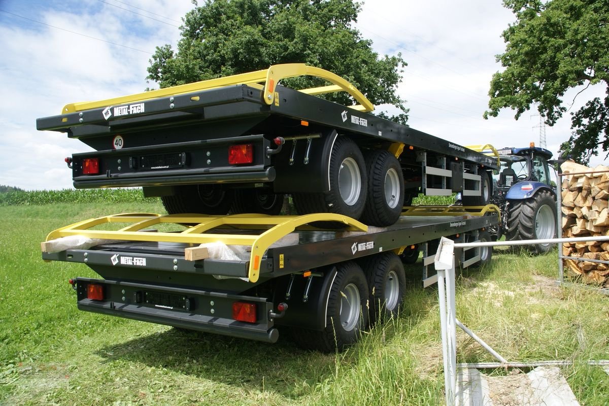 Ballensammelwagen des Typs Metal-Fach Ballenwagen-15 to., Neumaschine in Eberschwang (Bild 4)