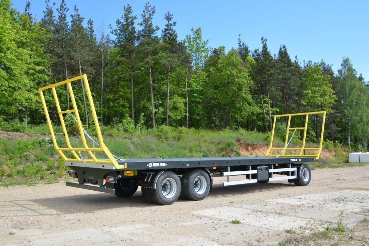 Ballensammelwagen des Typs Metal-Fach T019-18to. Ballenwagen-Tridem, Neumaschine in Eberschwang (Bild 23)