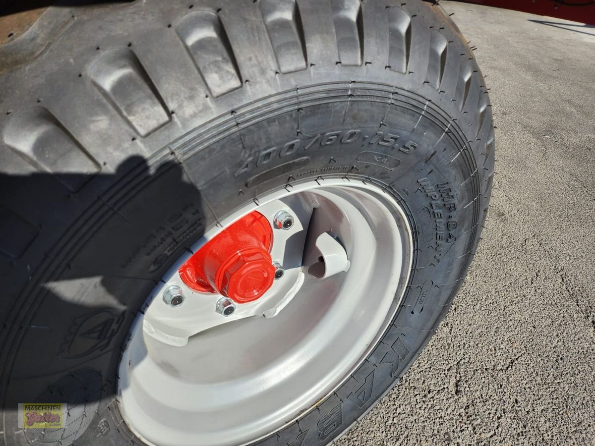 Ballensammelwagen des Typs Metal-Fach T954 Ballentransportwagen, Neumaschine in Kötschach (Bild 3)