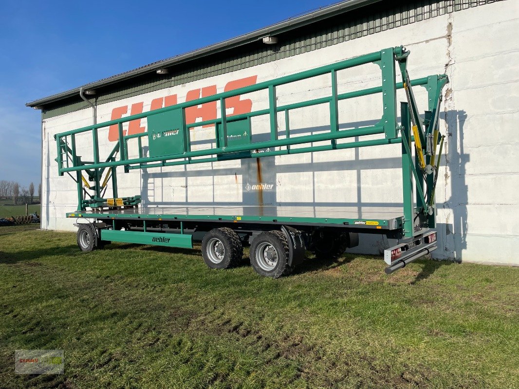 Ballensammelwagen des Typs Oehler DDK 240 BK, Neumaschine in Berßel (Bild 3)