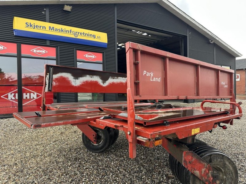 Ballensammelwagen typu ParkLand 320/5 MINIBIG, Gebrauchtmaschine v Skjern (Obrázek 1)