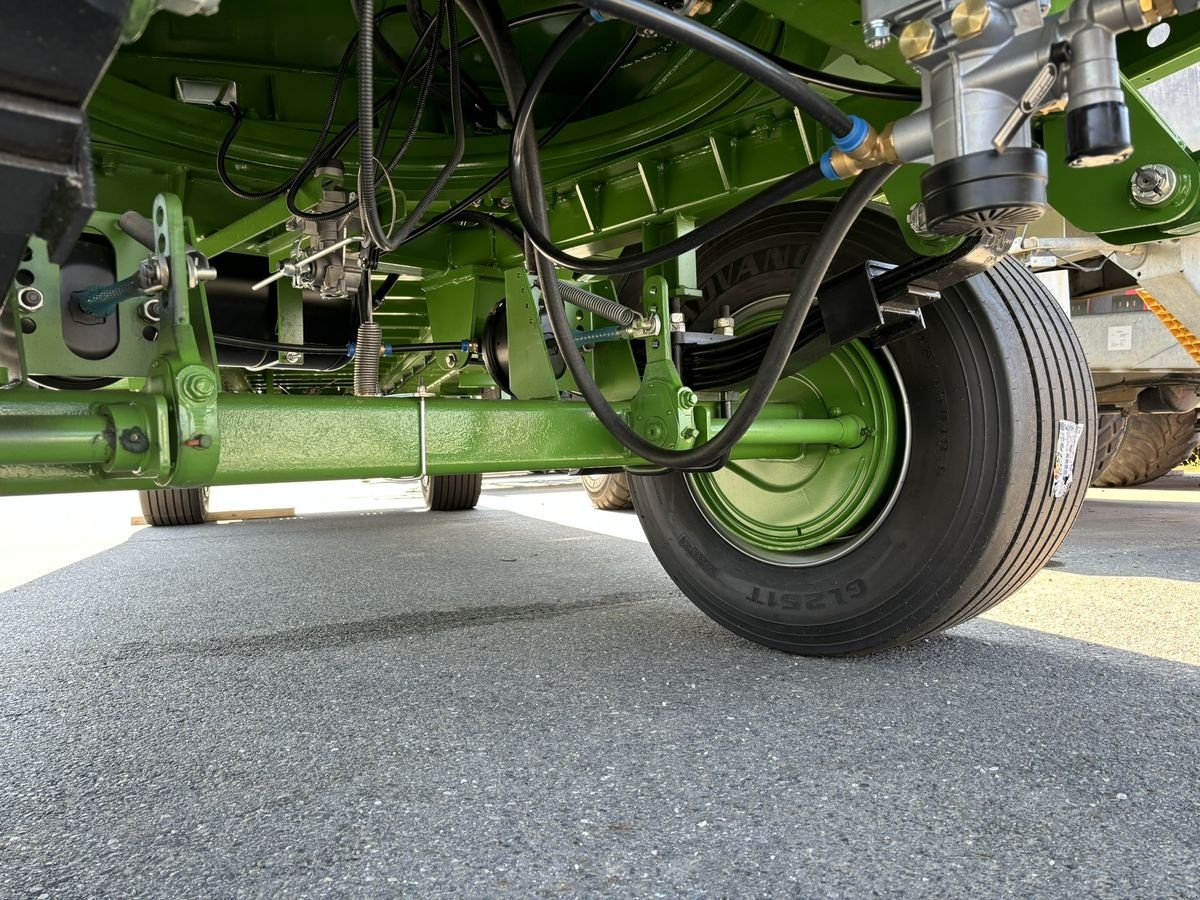 Ballensammelwagen tipa PRONAR T 027 M, Neumaschine u Göpfritz (Slika 3)