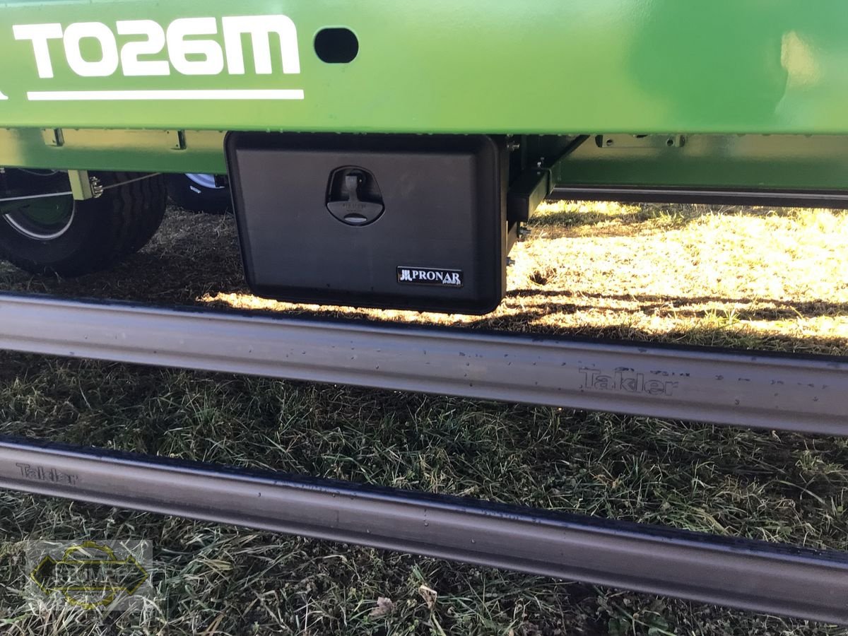 Ballensammelwagen des Typs PRONAR T026M, Neumaschine in Grafenstein (Bild 5)