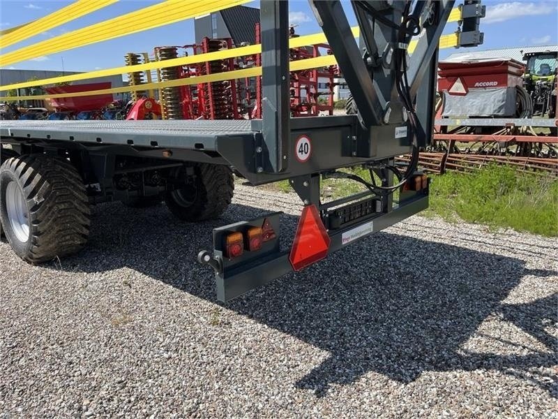 Ballensammelwagen of the type Sonstige 12500 Luft og hydrauliske bremser, Gebrauchtmaschine in Ringe (Picture 10)