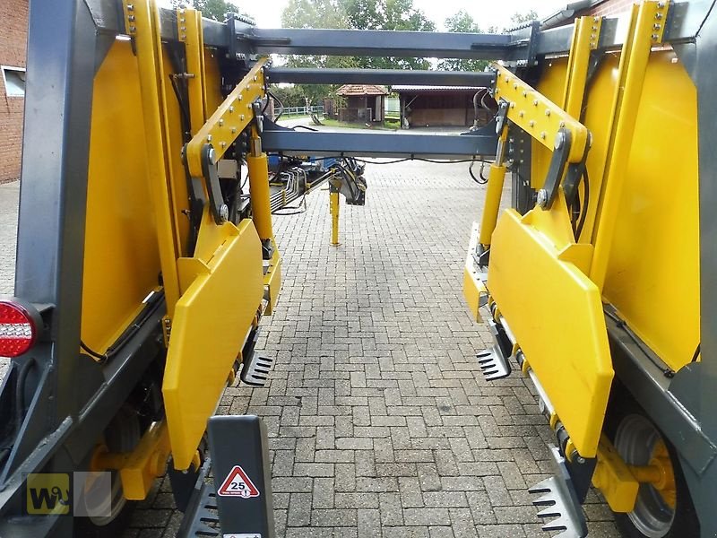Ballensammelwagen του τύπου Sonstige Ballenstapler, Neumaschine σε Metelen (Φωτογραφία 9)