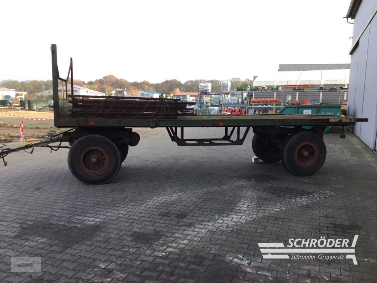 Ballensammelwagen des Typs Sonstige BALLENWAGEN, Gebrauchtmaschine in Wildeshausen (Bild 4)