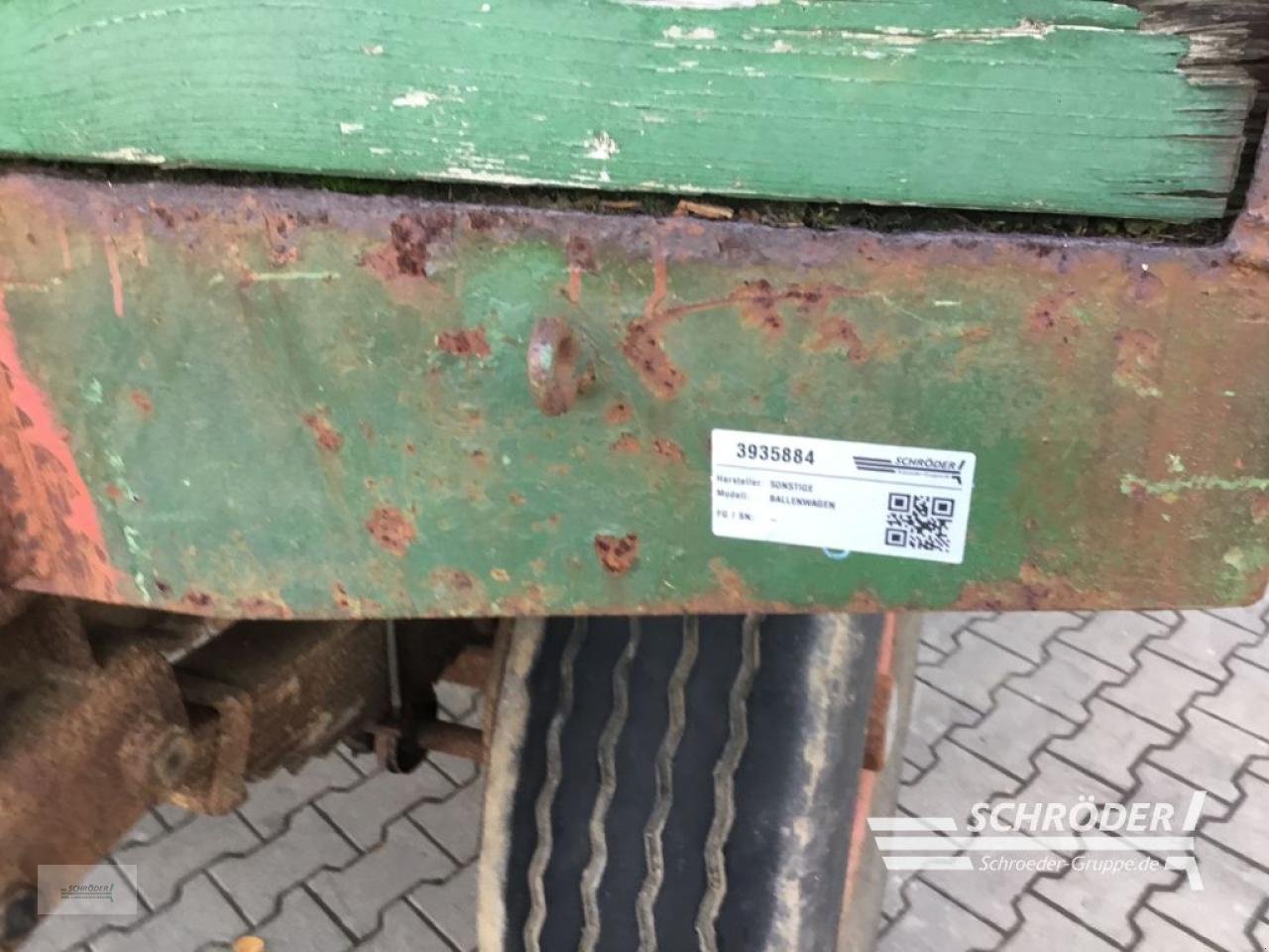 Ballensammelwagen des Typs Sonstige BALLENWAGEN, Gebrauchtmaschine in Wildeshausen (Bild 8)