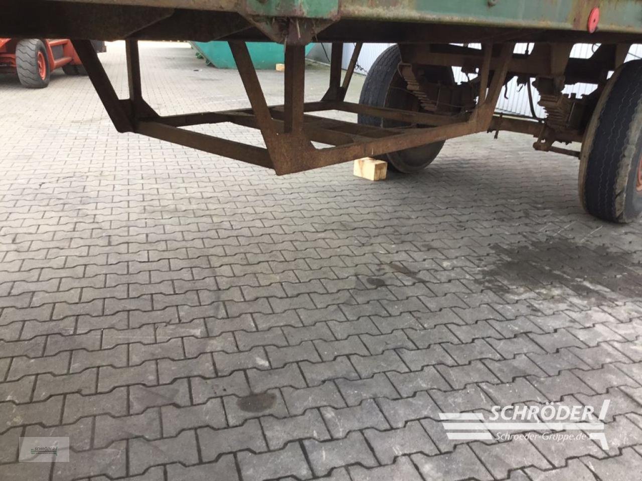 Ballensammelwagen des Typs Sonstige BALLENWAGEN, Gebrauchtmaschine in Wildeshausen (Bild 9)