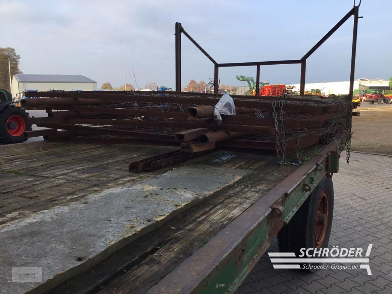 Ballensammelwagen des Typs Sonstige BALLENWAGEN, Gebrauchtmaschine in Wildeshausen (Bild 12)