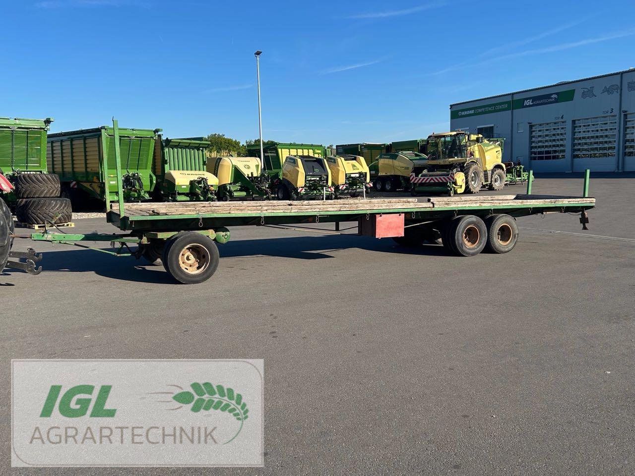 Ballensammelwagen типа Sonstige N/A Dreiachser Ballenwagen, Gebrauchtmaschine в Nabburg (Фотография 2)