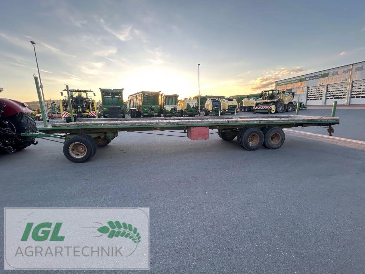 Ballensammelwagen типа Sonstige N/A Dreiachser Ballenwagen, Gebrauchtmaschine в Nabburg (Фотография 6)