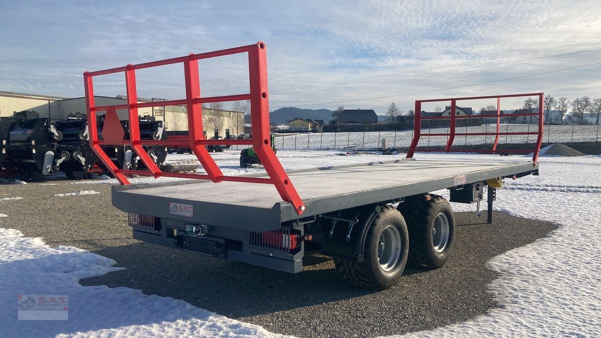Ballensammelwagen des Typs Sonstige Palaz 15to.Tandem Ballenanhänger-Plattform, Neumaschine in Eberschwang (Bild 13)