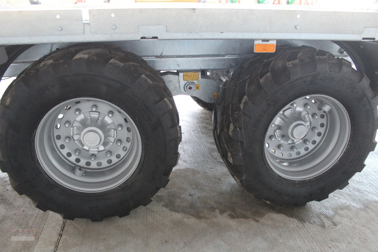 Ballensammelwagen del tipo Sonstige Palaz Ballenwagen mit Hydro Wall - Verzinkt, Neumaschine In Eberschwang (Immagine 29)