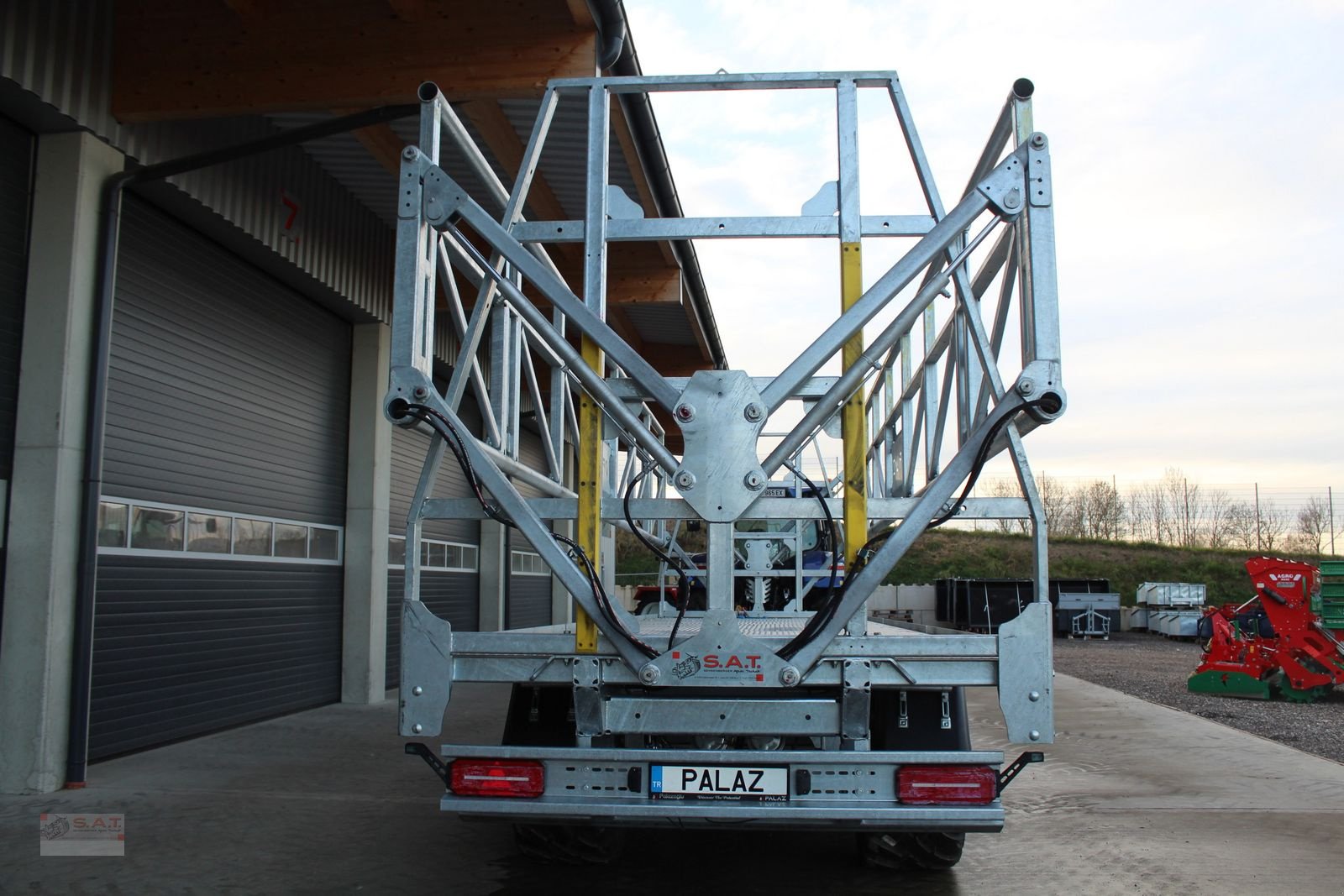 Ballensammelwagen del tipo Sonstige Palaz Ballenwagen mit Hydro Wall - Verzinkt, Neumaschine In Eberschwang (Immagine 4)