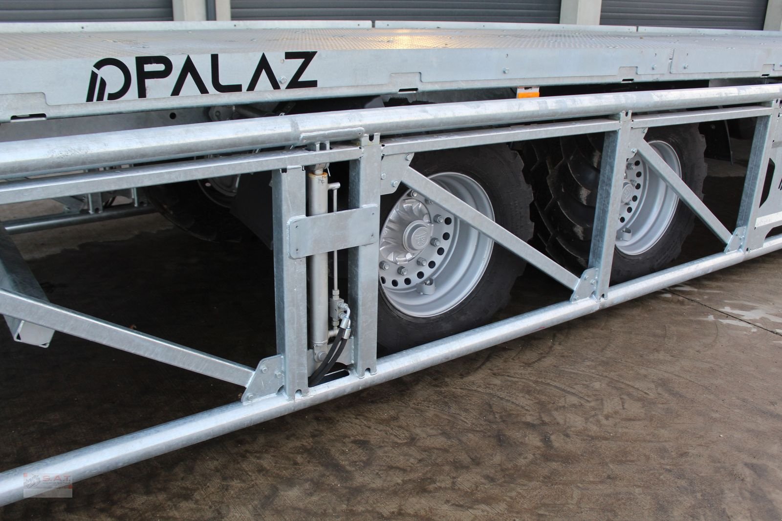 Ballensammelwagen del tipo Sonstige Palaz Ballenwagen mit Hydro Wall - Verzinkt, Neumaschine In Eberschwang (Immagine 12)