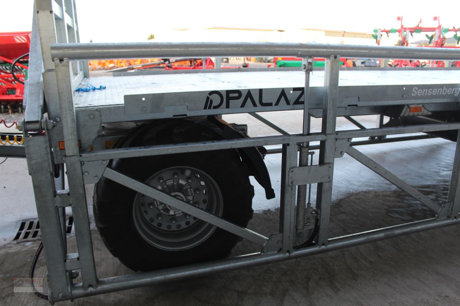 Ballensammelwagen del tipo Sonstige Palaz Ballenwagen mit Hydro Wall - Verzinkt, Neumaschine In Eberschwang (Immagine 22)