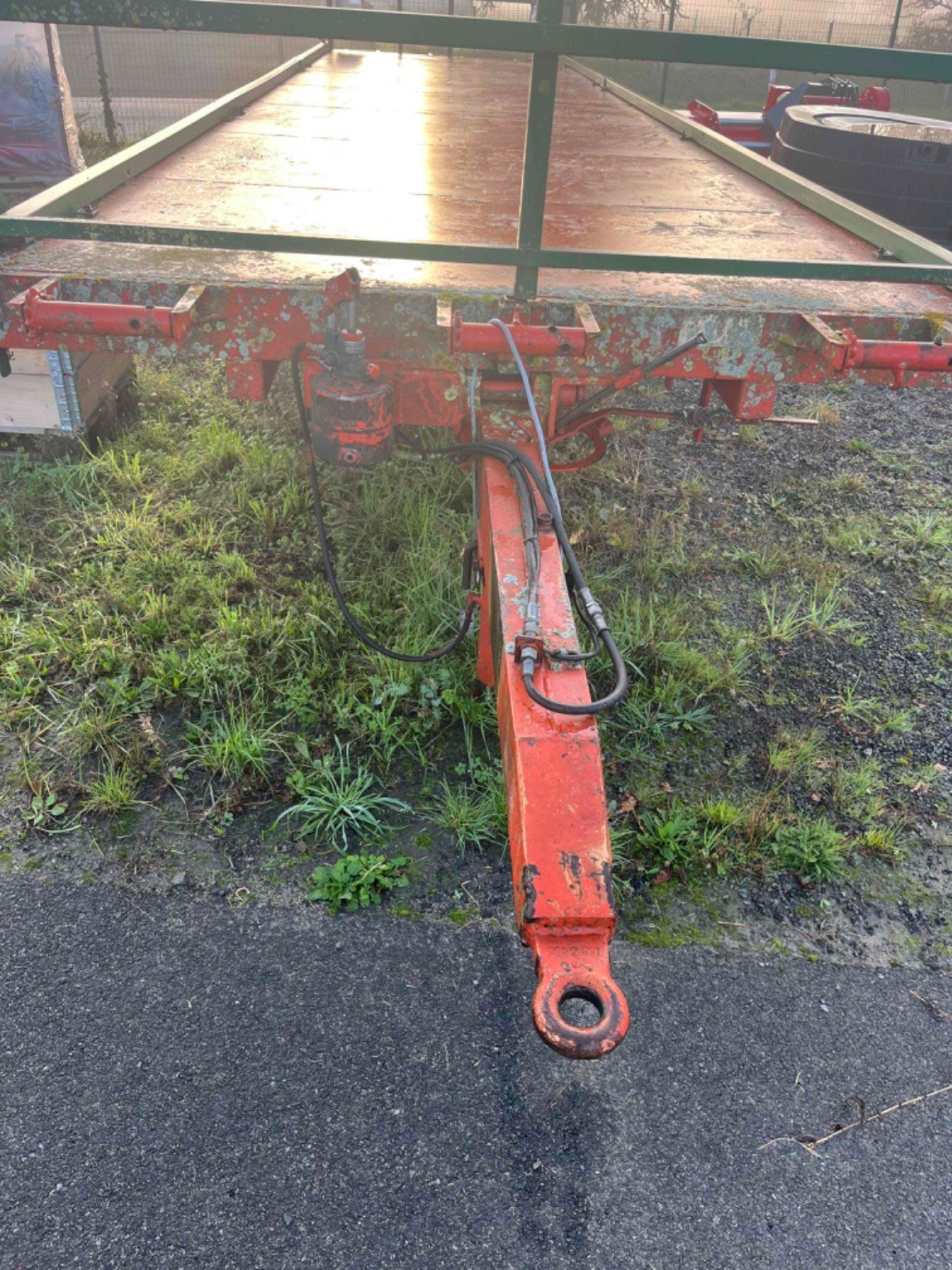 Ballensammelwagen des Typs Sonstige Plateau fourrager 9m semi portee Chaumont, Gebrauchtmaschine in LA SOUTERRAINE (Bild 3)