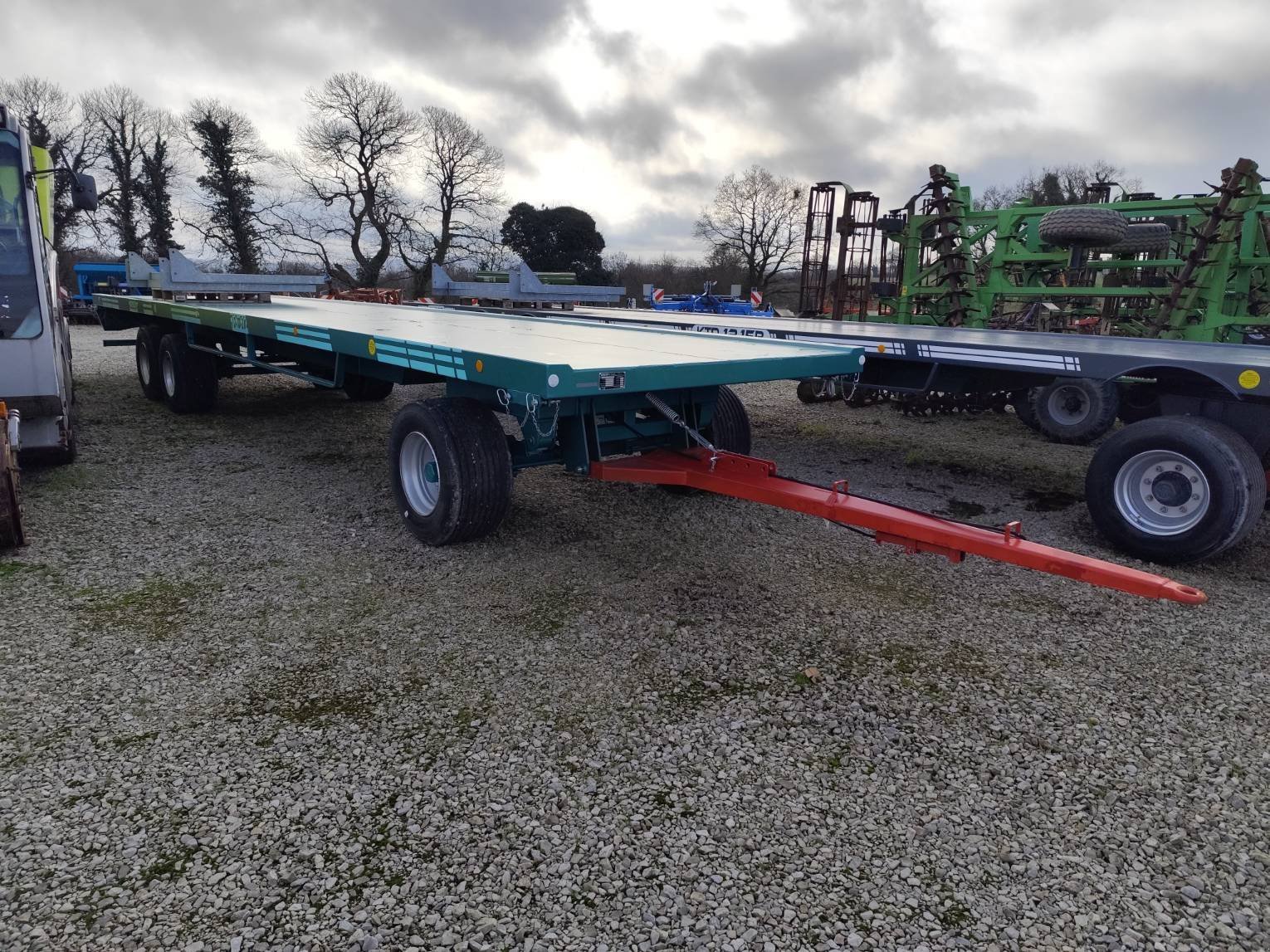 Ballensammelwagen типа Sonstige PLATEAU FSL TRAINE LOURD 6 roues 12.40 TD, Gebrauchtmaschine в Le Horps (Фотография 1)